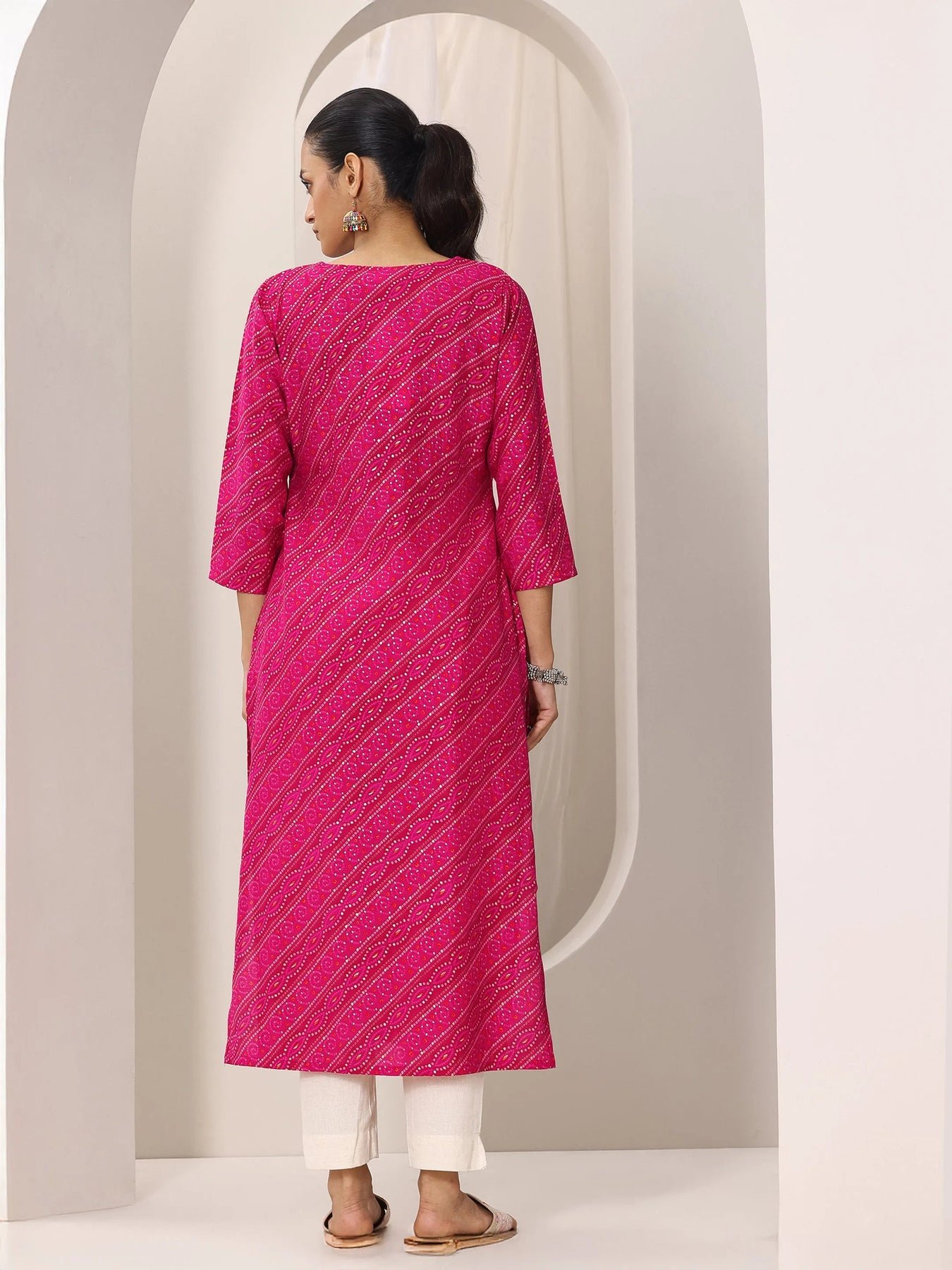 Libas Pink Printed Silk Blend Straight Kurta - Image 5