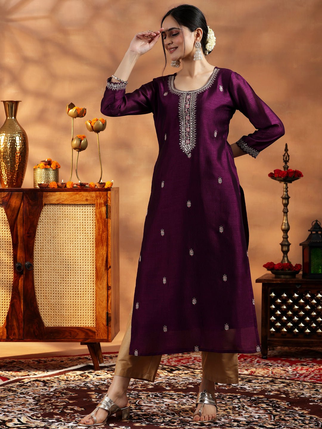 Libas Burgundy Embroidered Silk Straight Kurta - Image 4