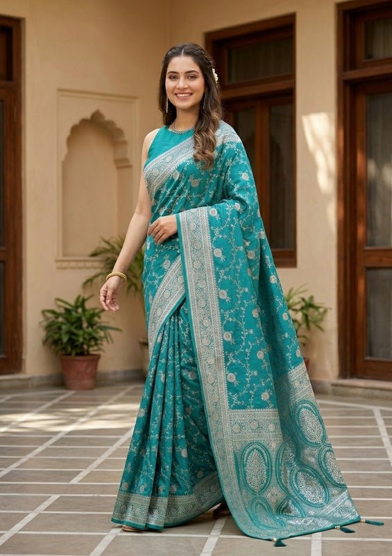 Rama Green Silk Jaal Gold Stonework Saree With Matching Blouse Piece - Image 3