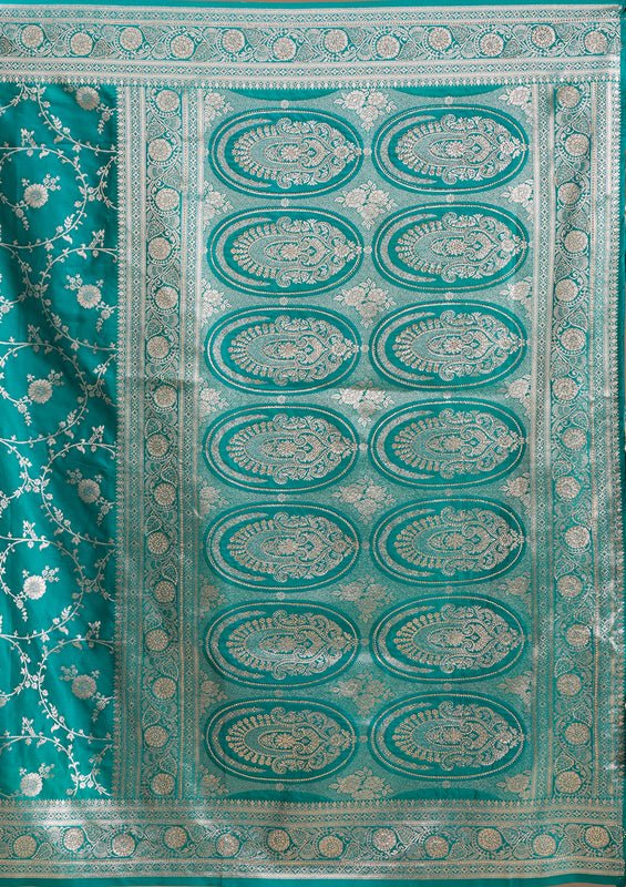 Rama Green Silk Jaal Gold Stonework Saree With Matching Blouse Piece - Image 7