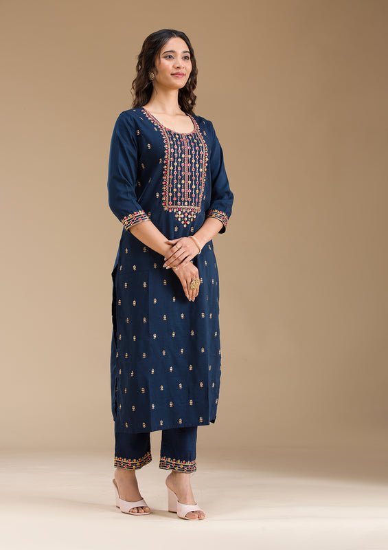 Navy Blue Organza Threadwork Straight Kurta With Pant Regular And Dupatta - Image 5