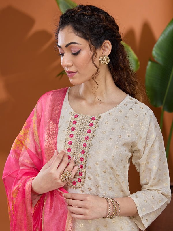 Off White Magenta Pink Brocade Threadwork Straight Kurta With Pant Regular And Dupatta - Image 4