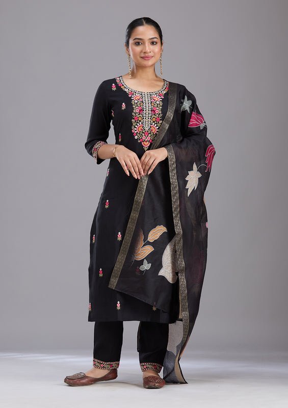 Black Chanderi Threadwork Straight Kurta With Pant Regular And Dupatta - Image 5