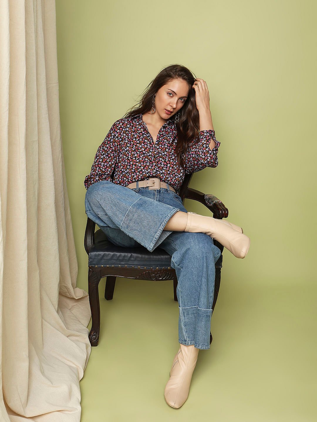 BLACK FLORAL PRINT SHIRT