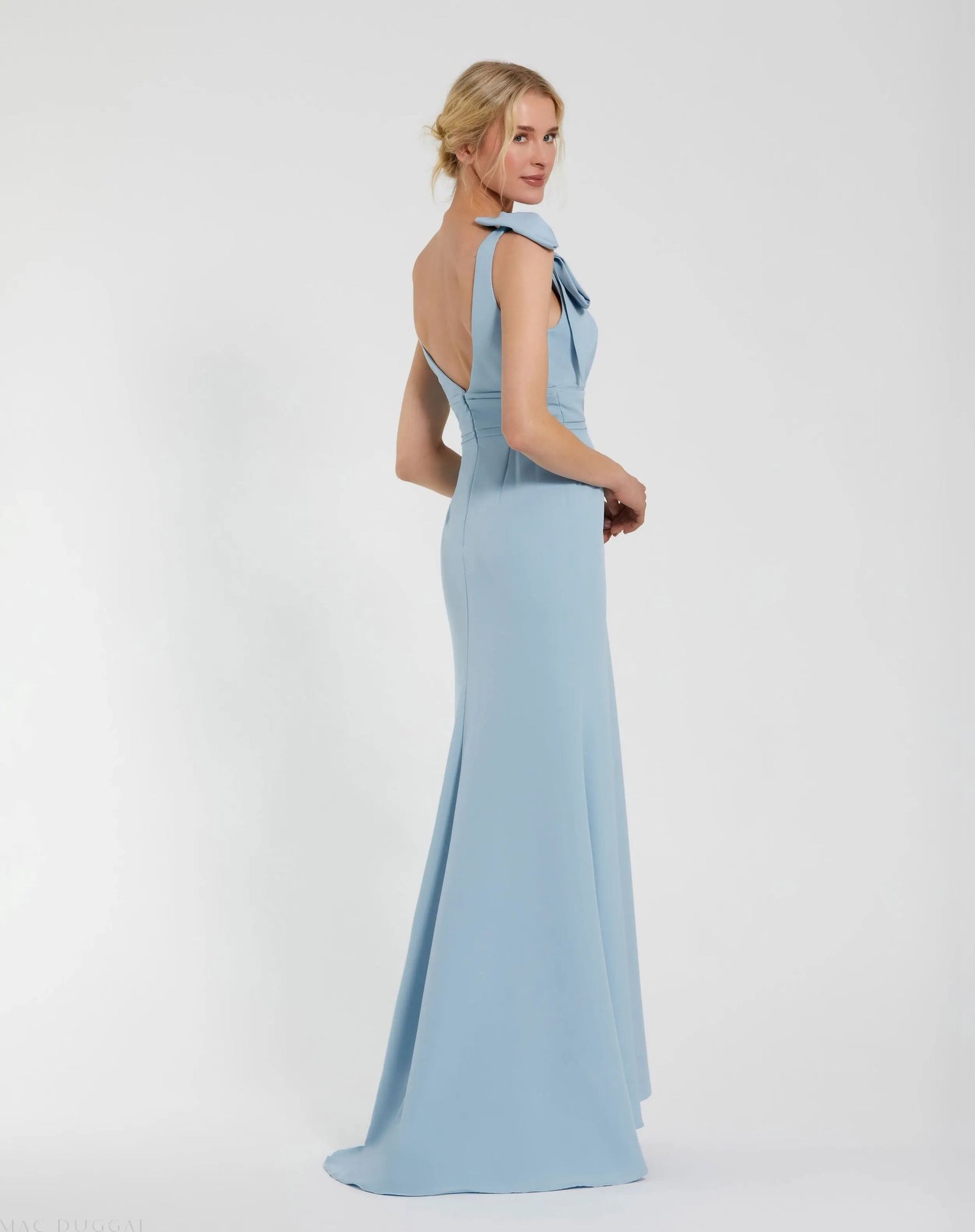 Blue Sleeveless V Neck Bow Detail Mermaid Gown - Image 2