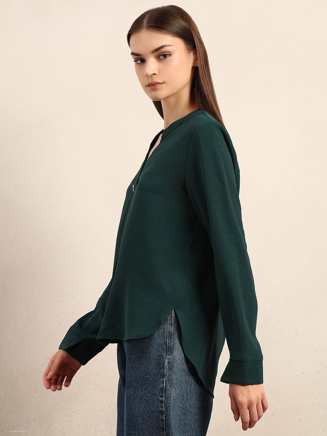 DARK GREEN V-NECK TOP
