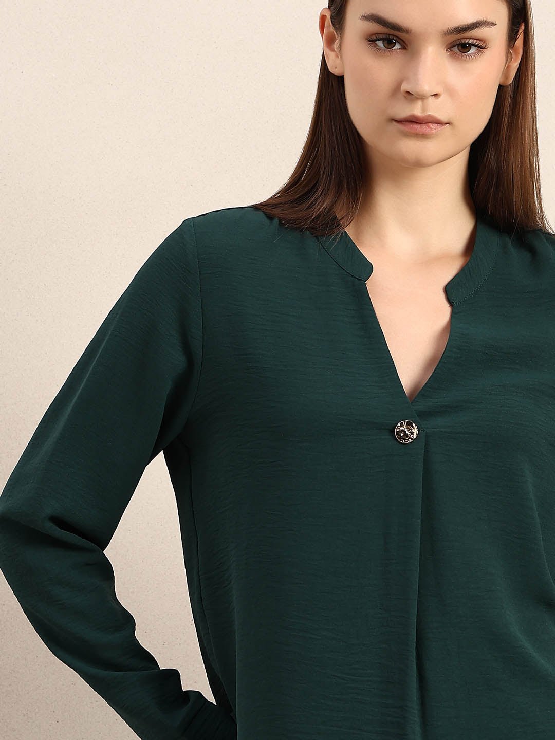 DARK GREEN V-NECK TOP - Image 4