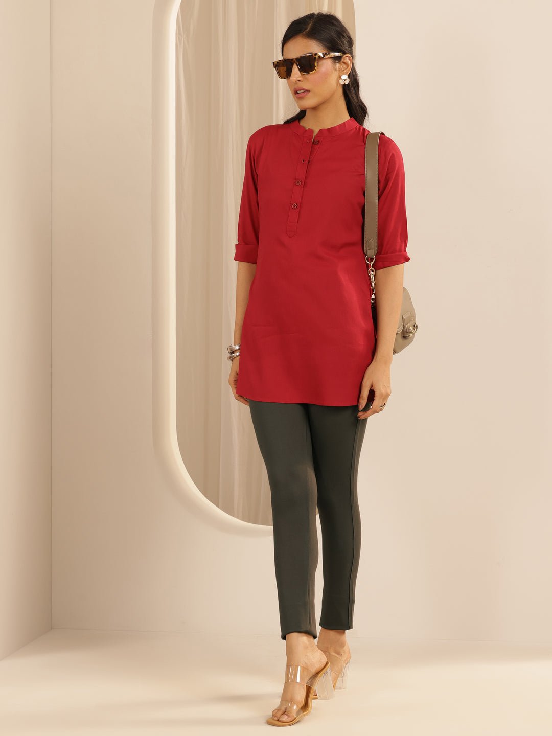 Gerua Olive Solid Rayon Blend Jegging - Image 5