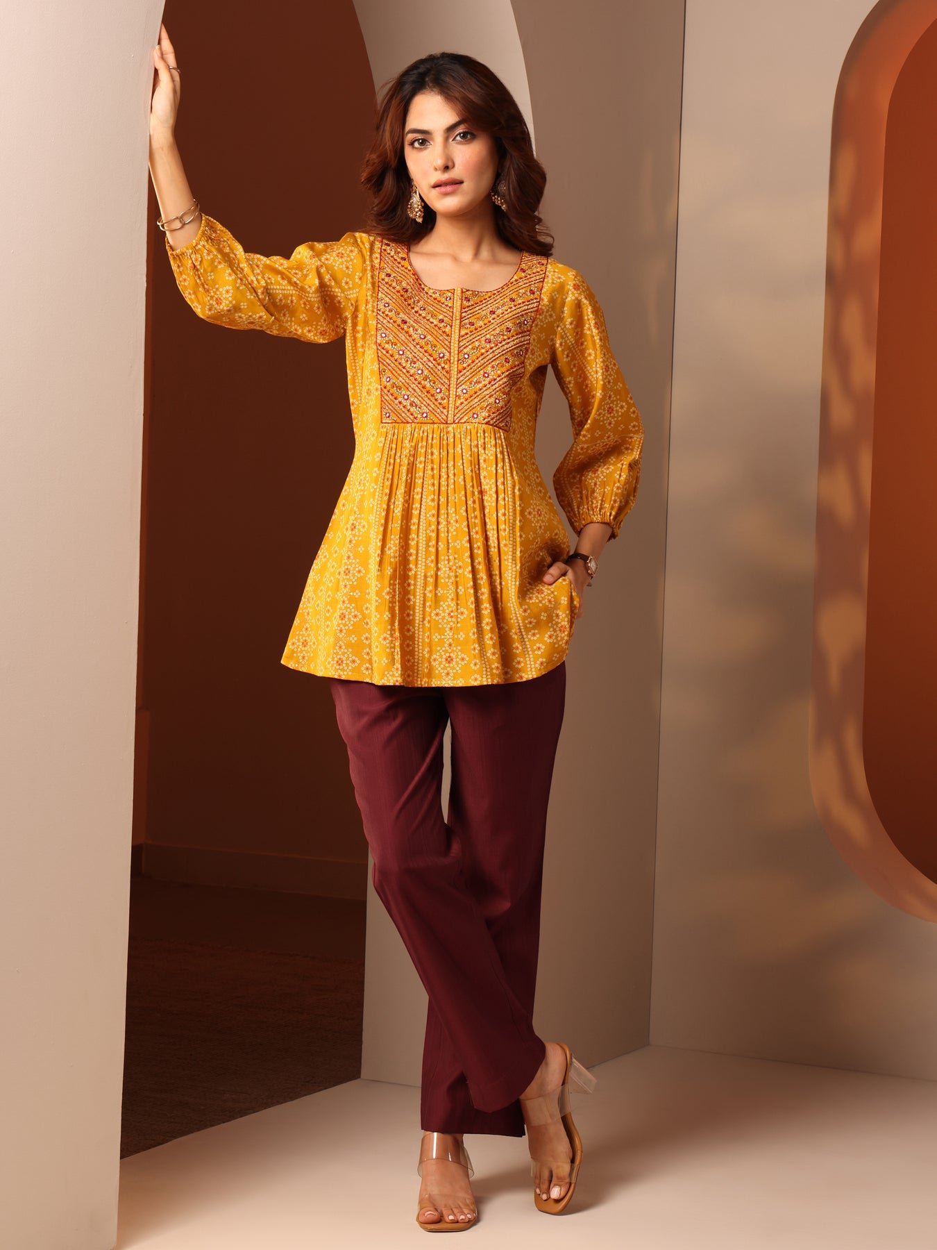 Gerua Maroon Solid Silk Blend Trouser - Image 4