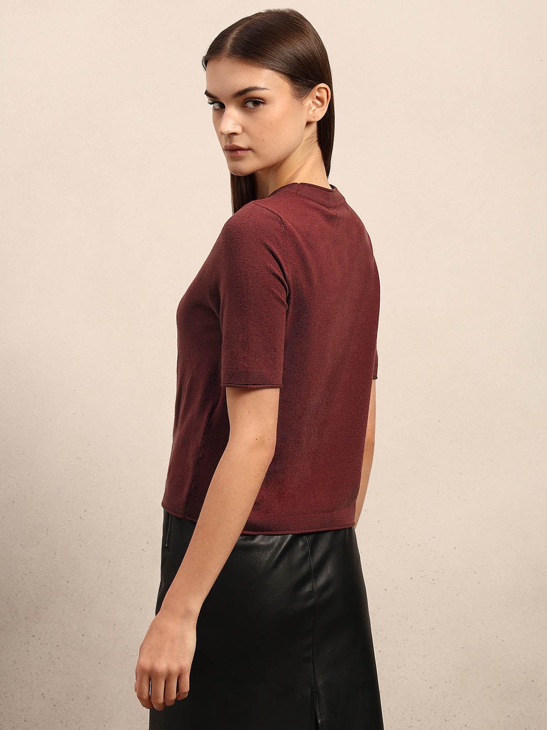 SHORT SLEEVES O-NECK PULLOVER - Image 4