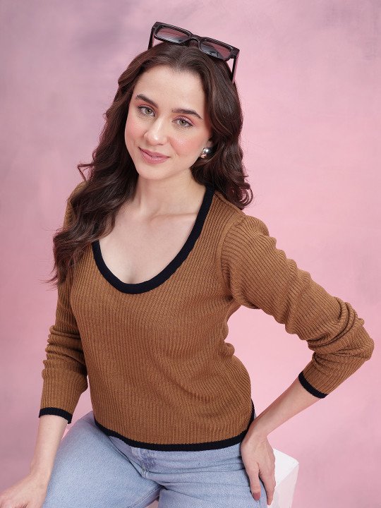 DressBerry Ribbed Pullover with Contrasting Edges