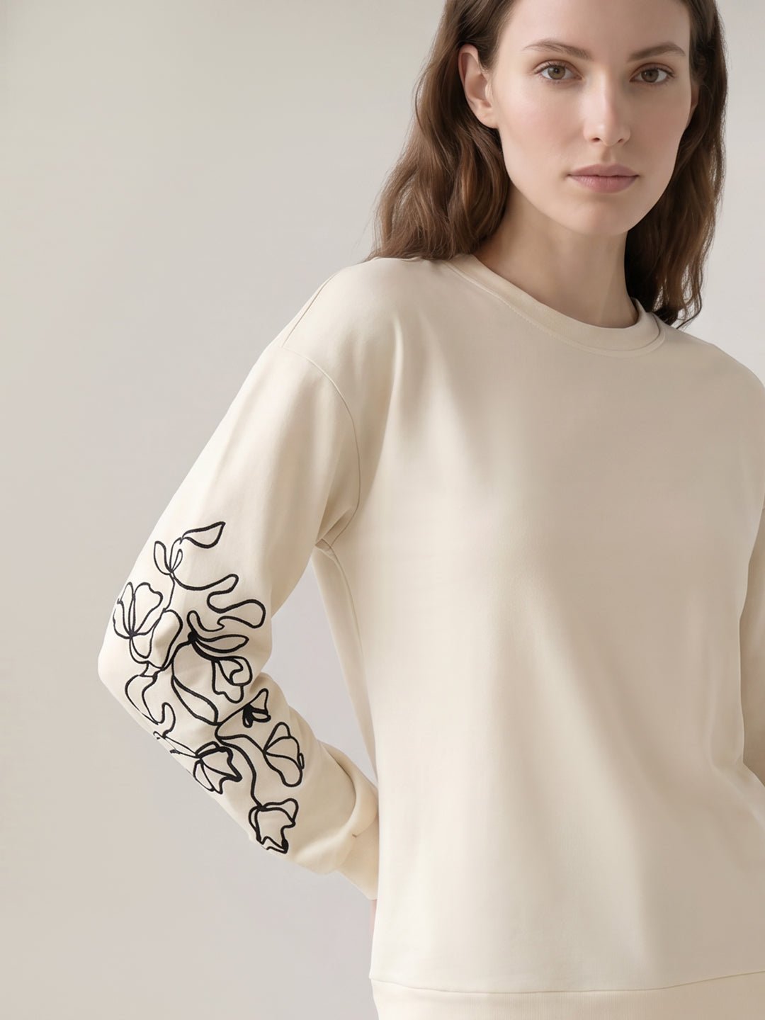 OFF-WHITE O-NECK SWEATSHIRT - Image 6
