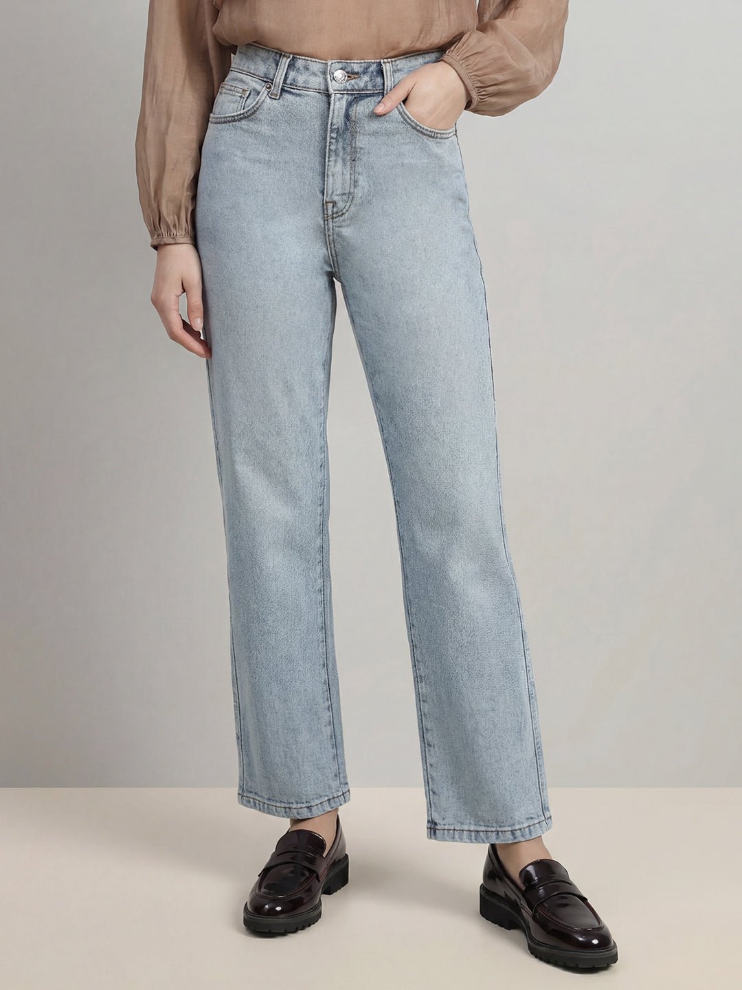 LIGHT BLUE STRAIGHT FIT JEANS - Image 2
