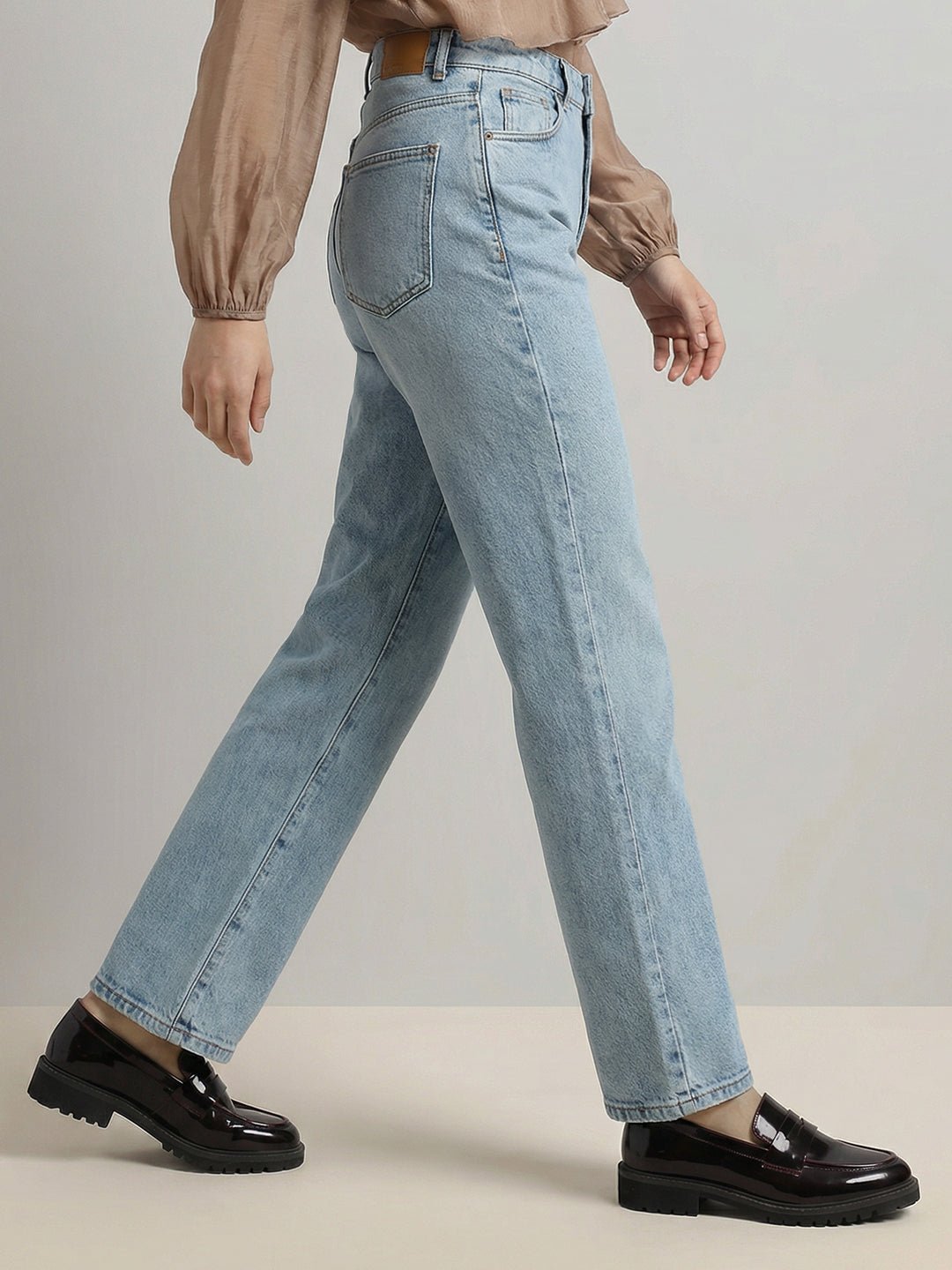 LIGHT BLUE STRAIGHT FIT JEANS - Image 3