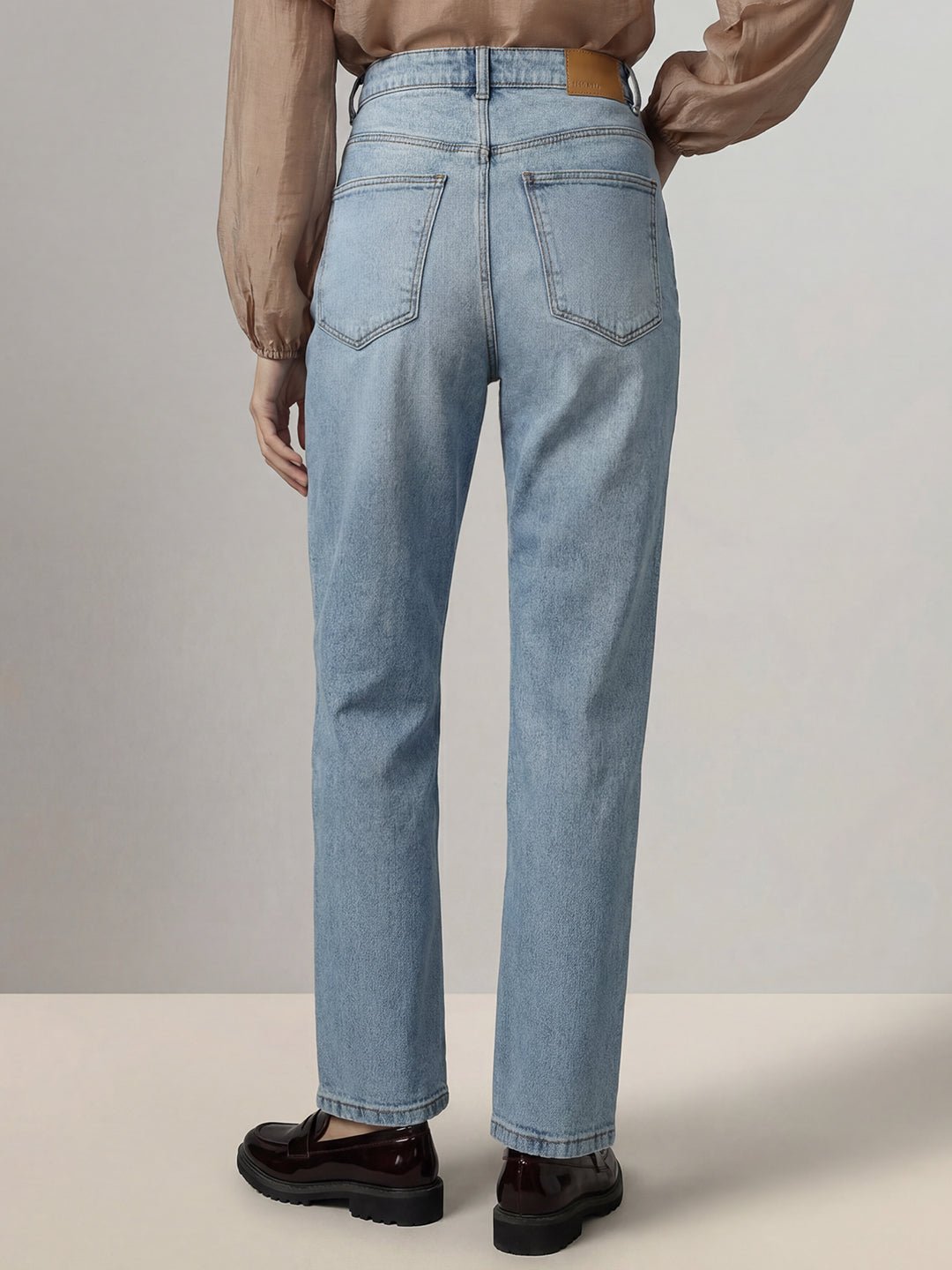 LIGHT BLUE STRAIGHT FIT JEANS - Image 4