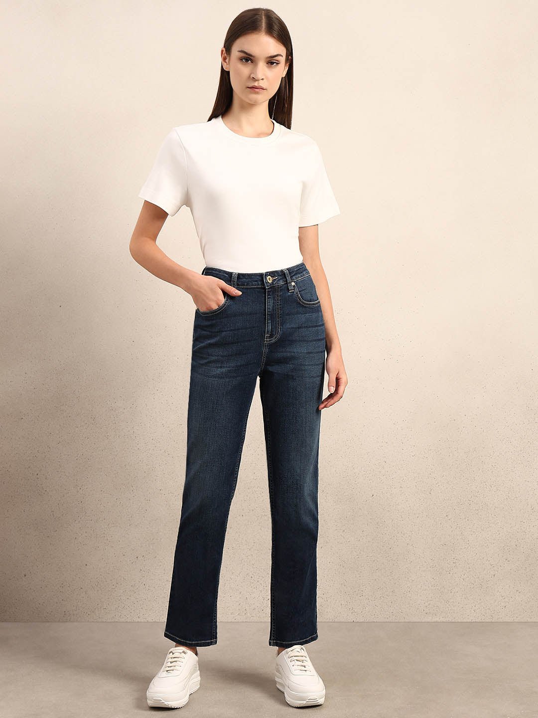 BLUE MID RISE SLIM FIT JEANS - Image 5