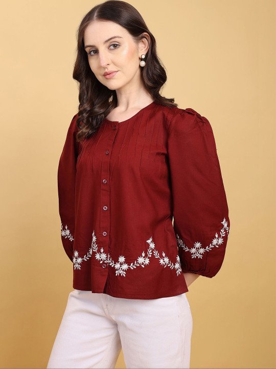 Floral Embroidered Puff Sleeve Top - Image 3
