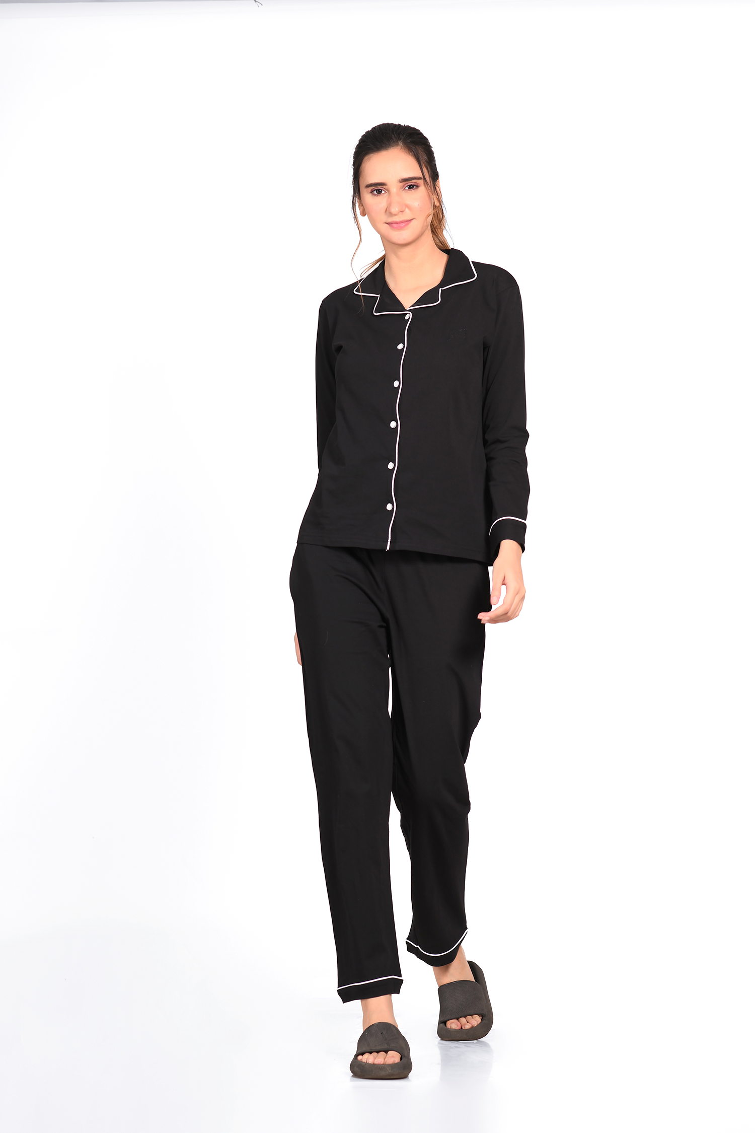 Black Full Sleeve Nightsuit Set - Image 3