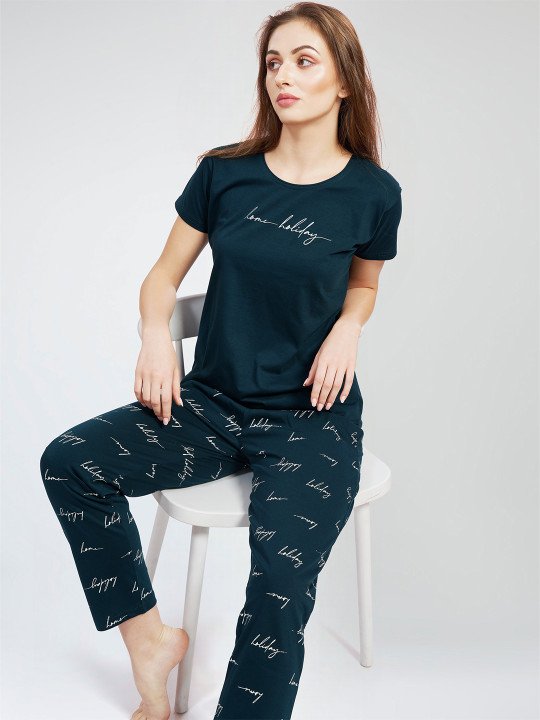 Women Typography Printed Pure Cotton Night suit