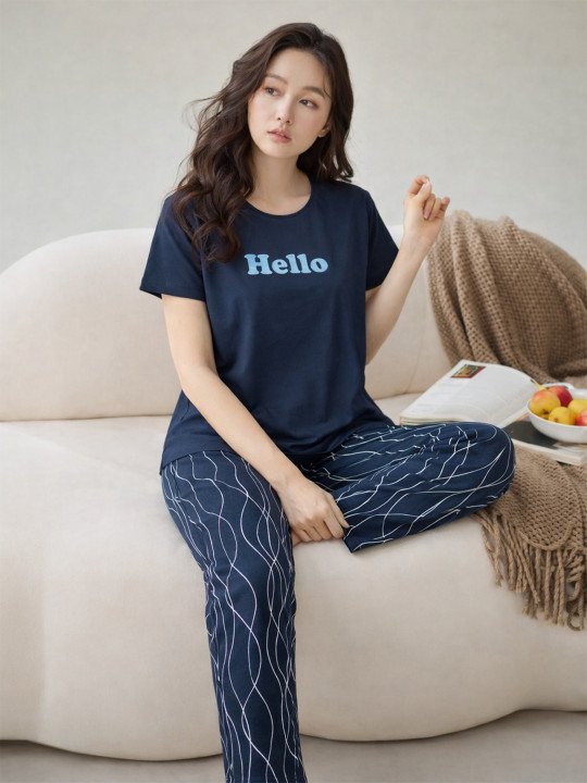 Typography Printed Short Sleeves Pure Cotton T-shirt With Pyjamas