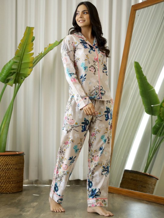 Women Beige & Blue Printed Pure Cotton Night suit - Image 5