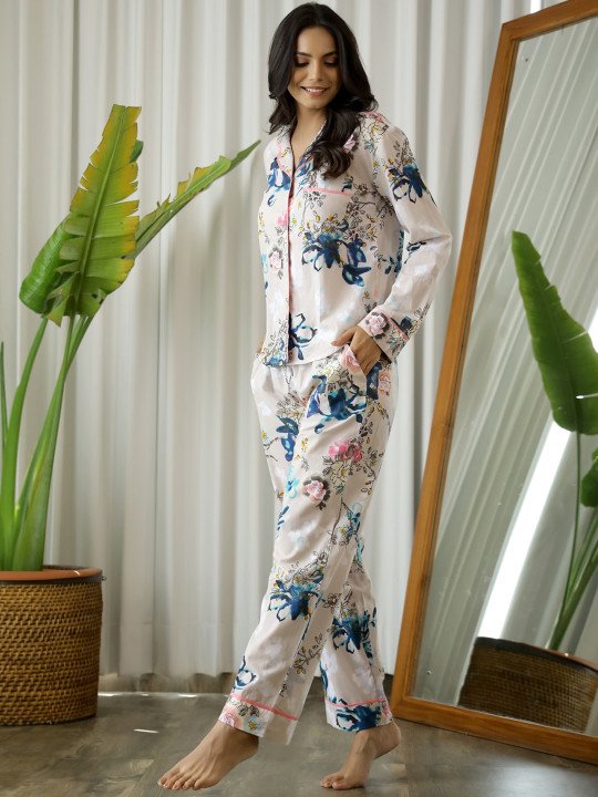 Women Beige & Blue Printed Pure Cotton Night suit - Image 6