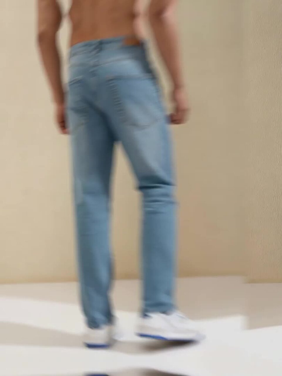 Men Straight Fit Heavy Fade Stretchable Jeans - Image 3