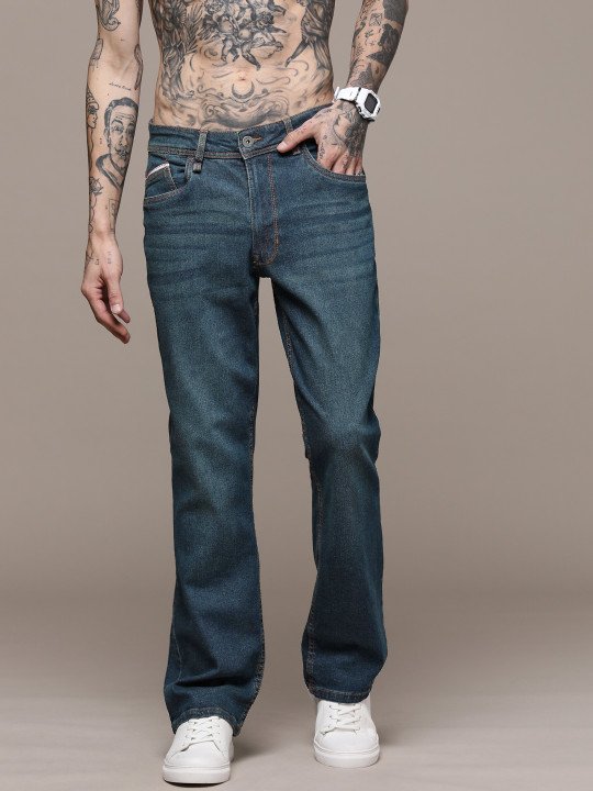 The Life Co. Men Bootcut Light Fade Jeans - Image 2