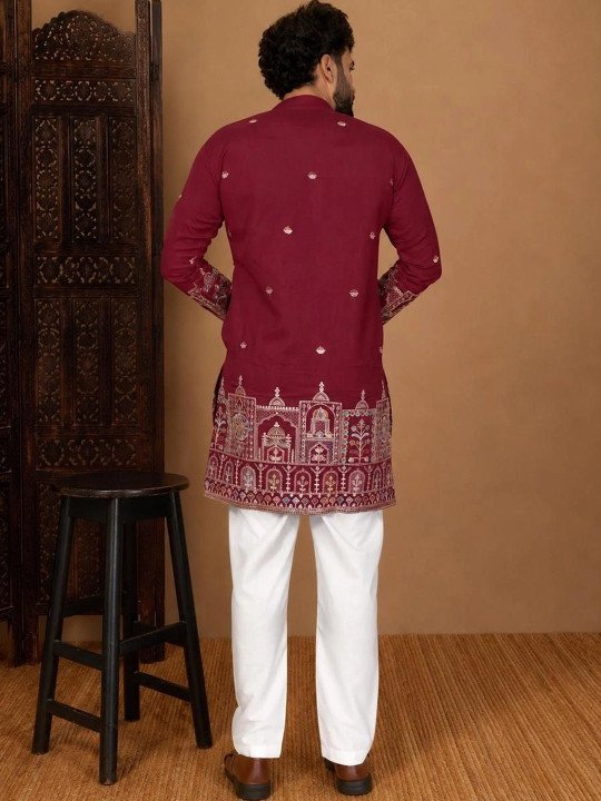 Men Embroidered Thread Work Kurta - Image 3