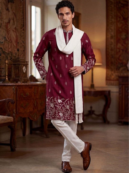 Men Maroon Silk Blend Embroidered Straight Kurta with Dupatta - Image 2
