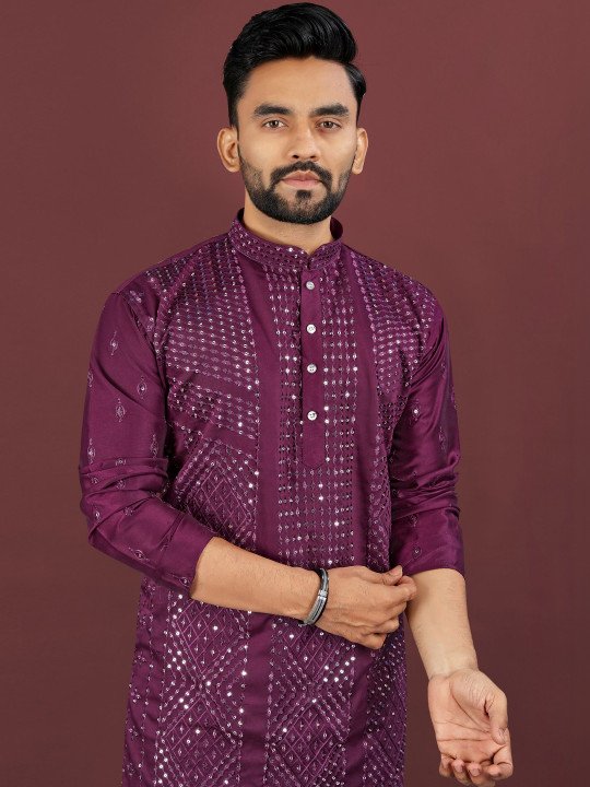 Men Embellished Mirror Work Kurta - Image 2