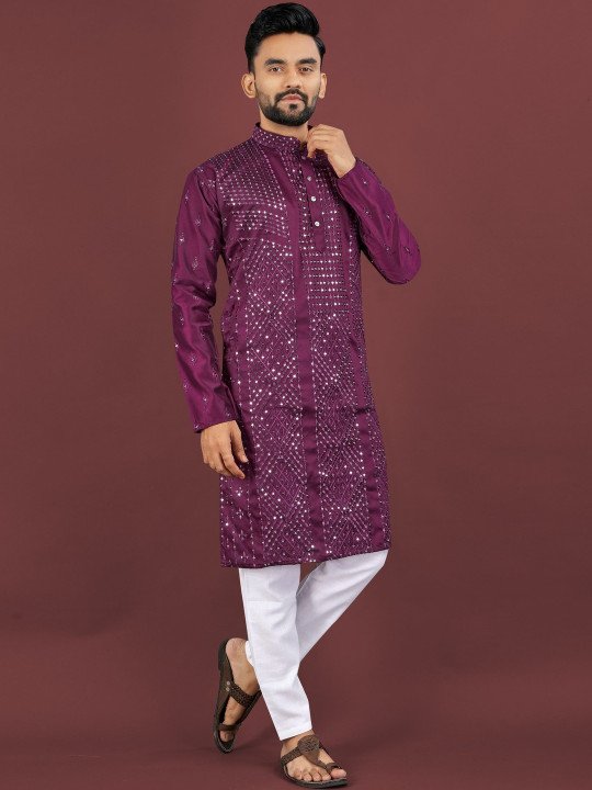 Men Embellished Mirror Work Kurta - Image 6
