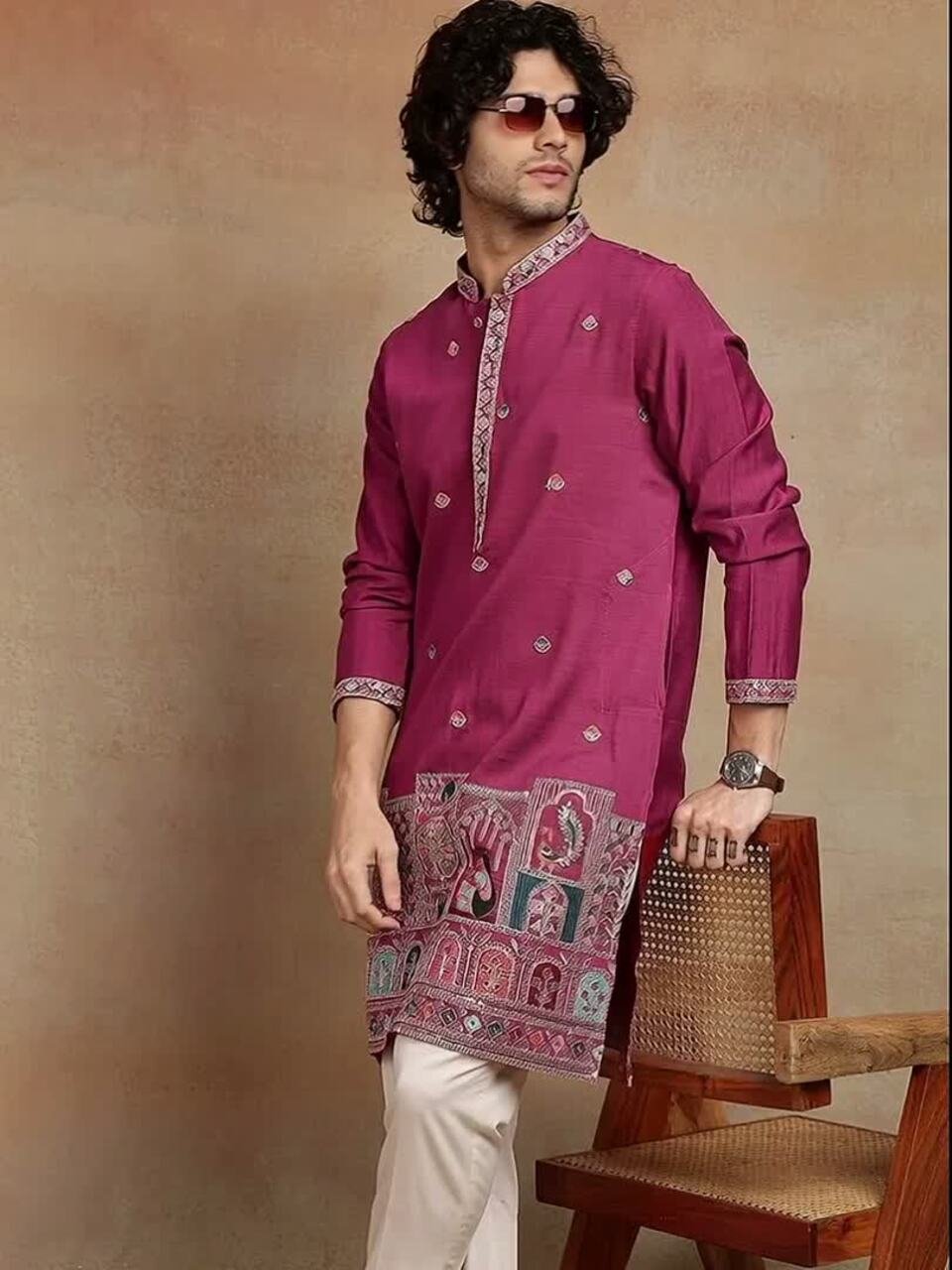 Embroidered Mandarin Collar Knee Length Straight Kurta - Image 3