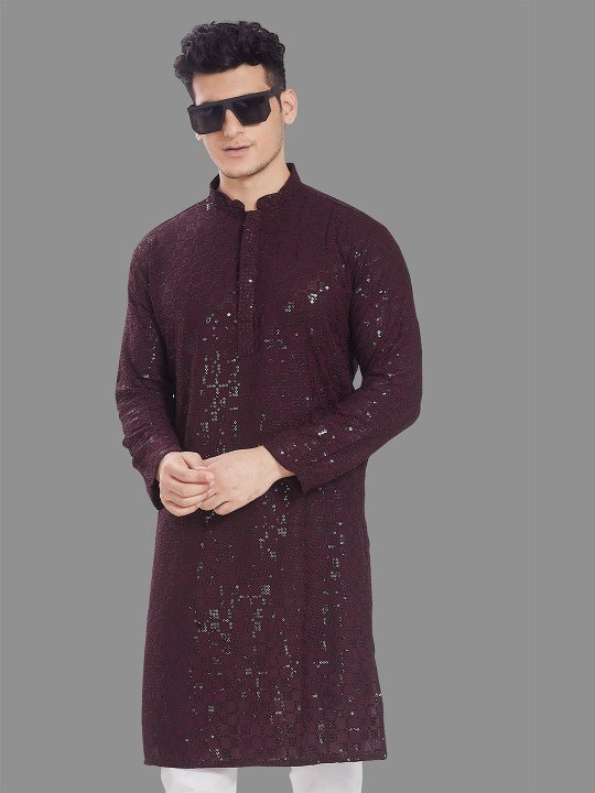 Geometric Embroidered Straight Kurta