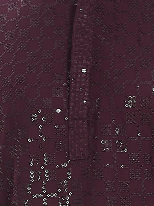 Geometric Embroidered Straight Kurta - Image 2