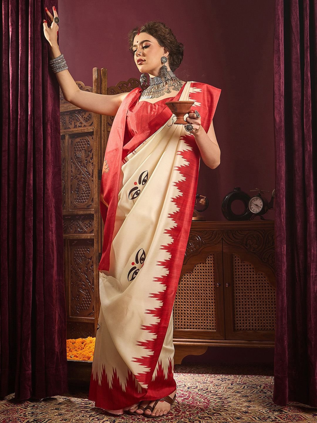 Saree mall Saree mall Ethnic Motifs Printed Saree With Blouse Piece