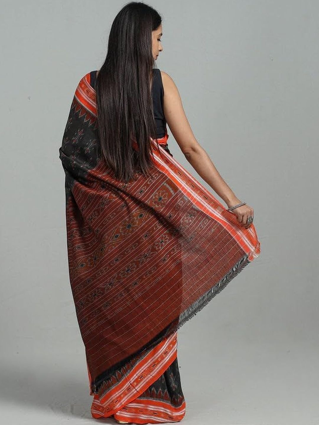 NIISHA CREATION Woven Design Pure Cotton Handloom Sambalpuri Saree - Image 2