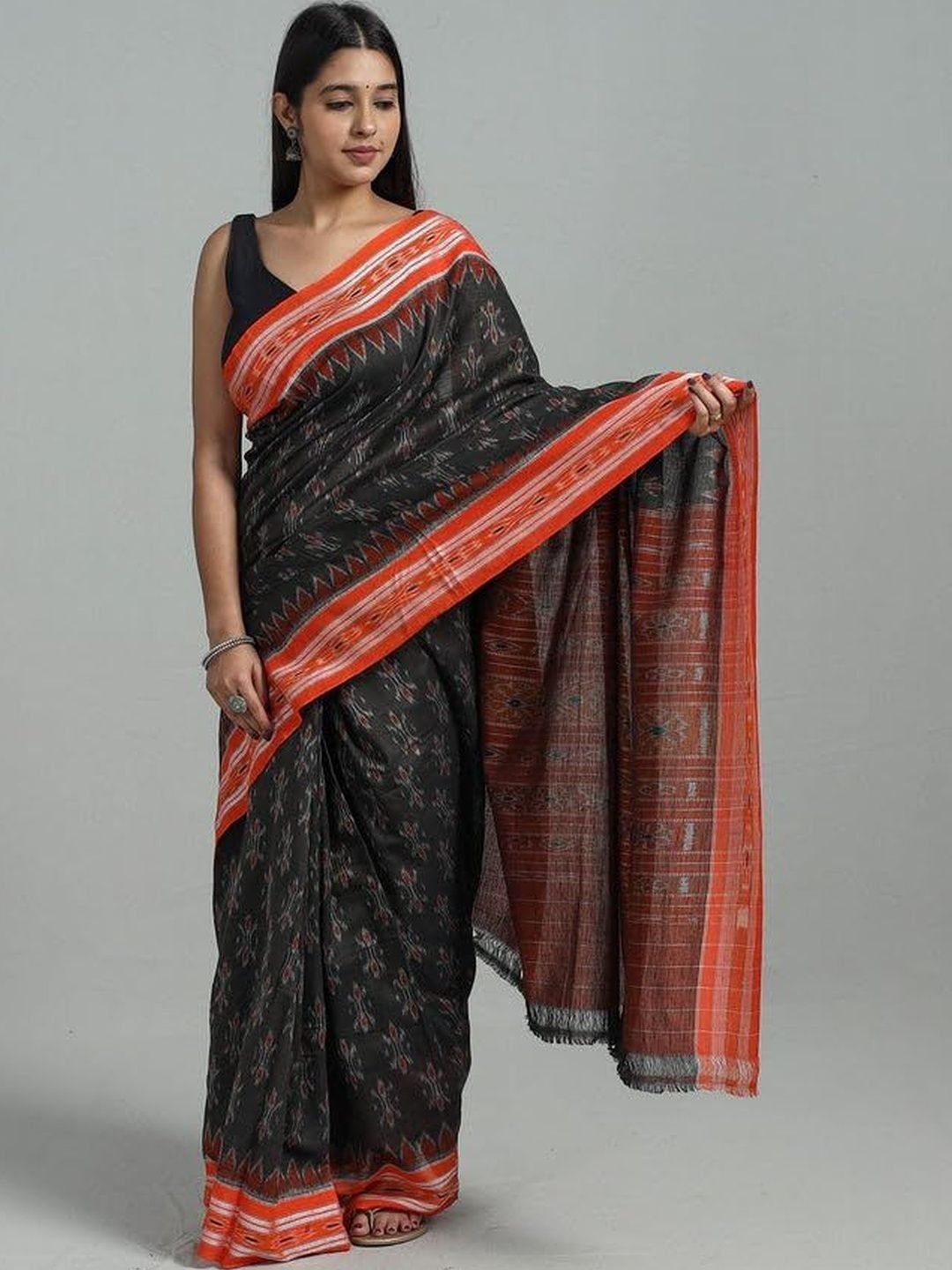 NIISHA CREATION Woven Design Pure Cotton Handloom Sambalpuri Saree - Image 3