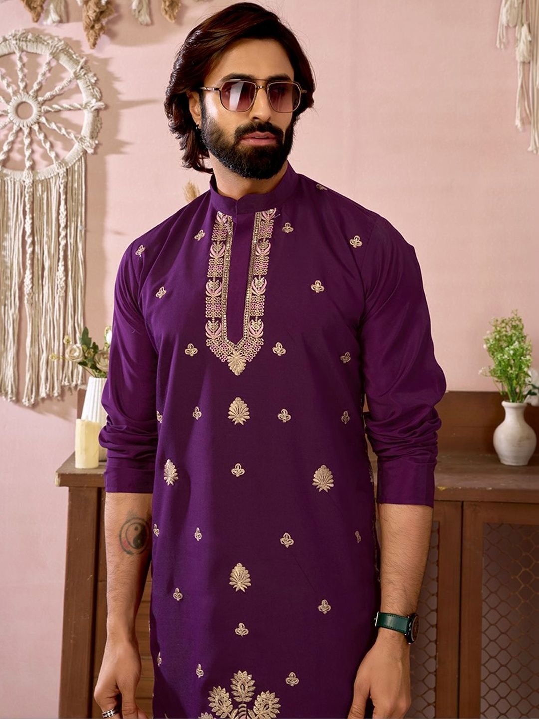 House of Pataudi Embroidered Cotton Mandarin Collar Knee Length Straight Kurta - Image 4