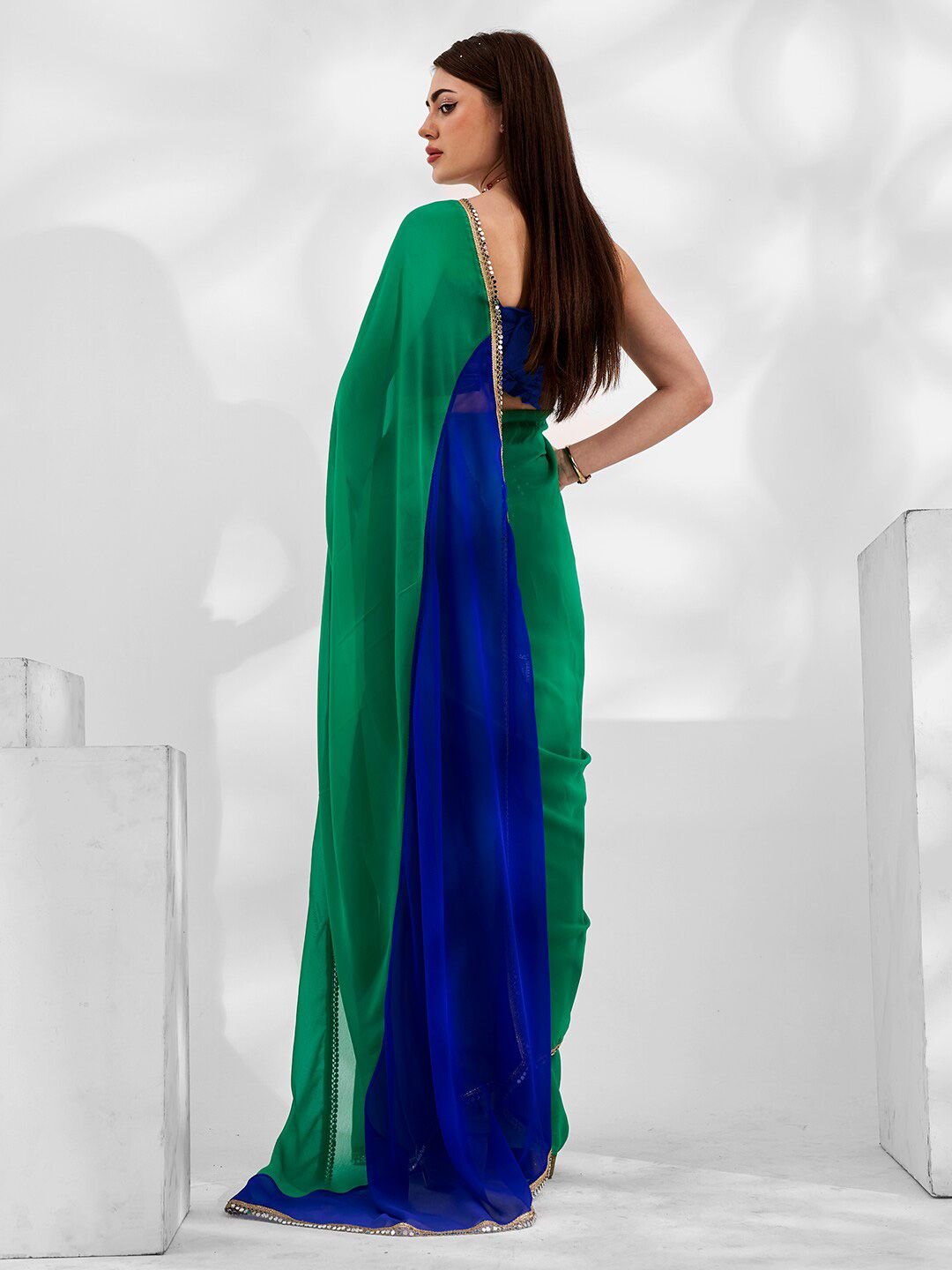 Mitera Green Colourblocked Pure Georgette Designer Saree - Image 3