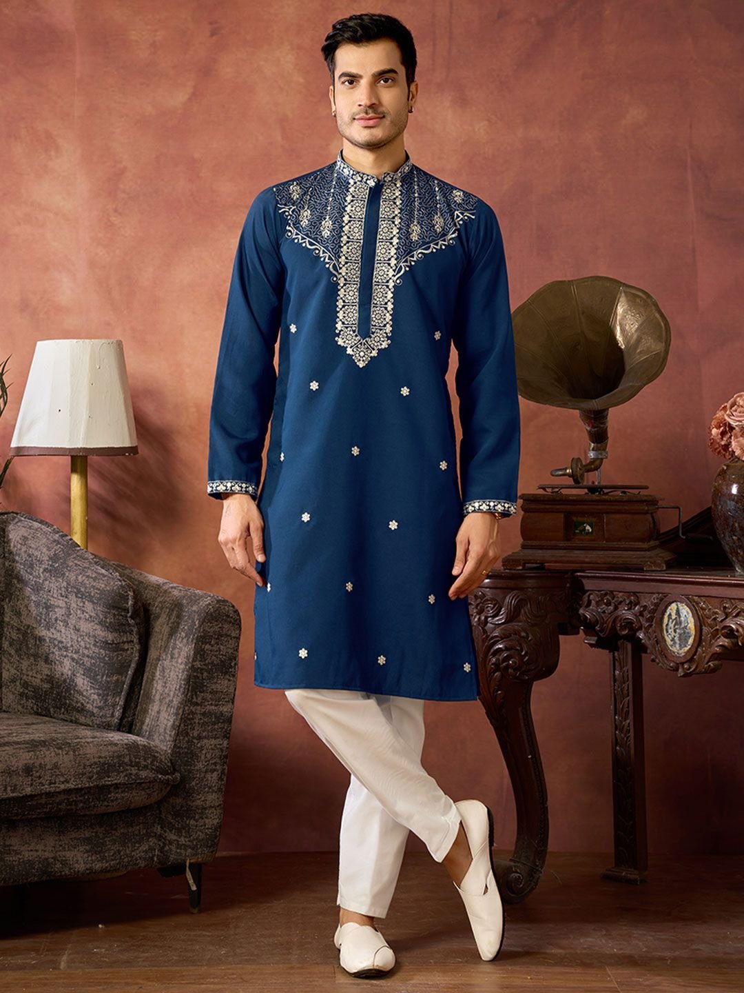 House of Pataudi Embroidered Cotton Mandarin Collar Knee Length Straight Kurtas