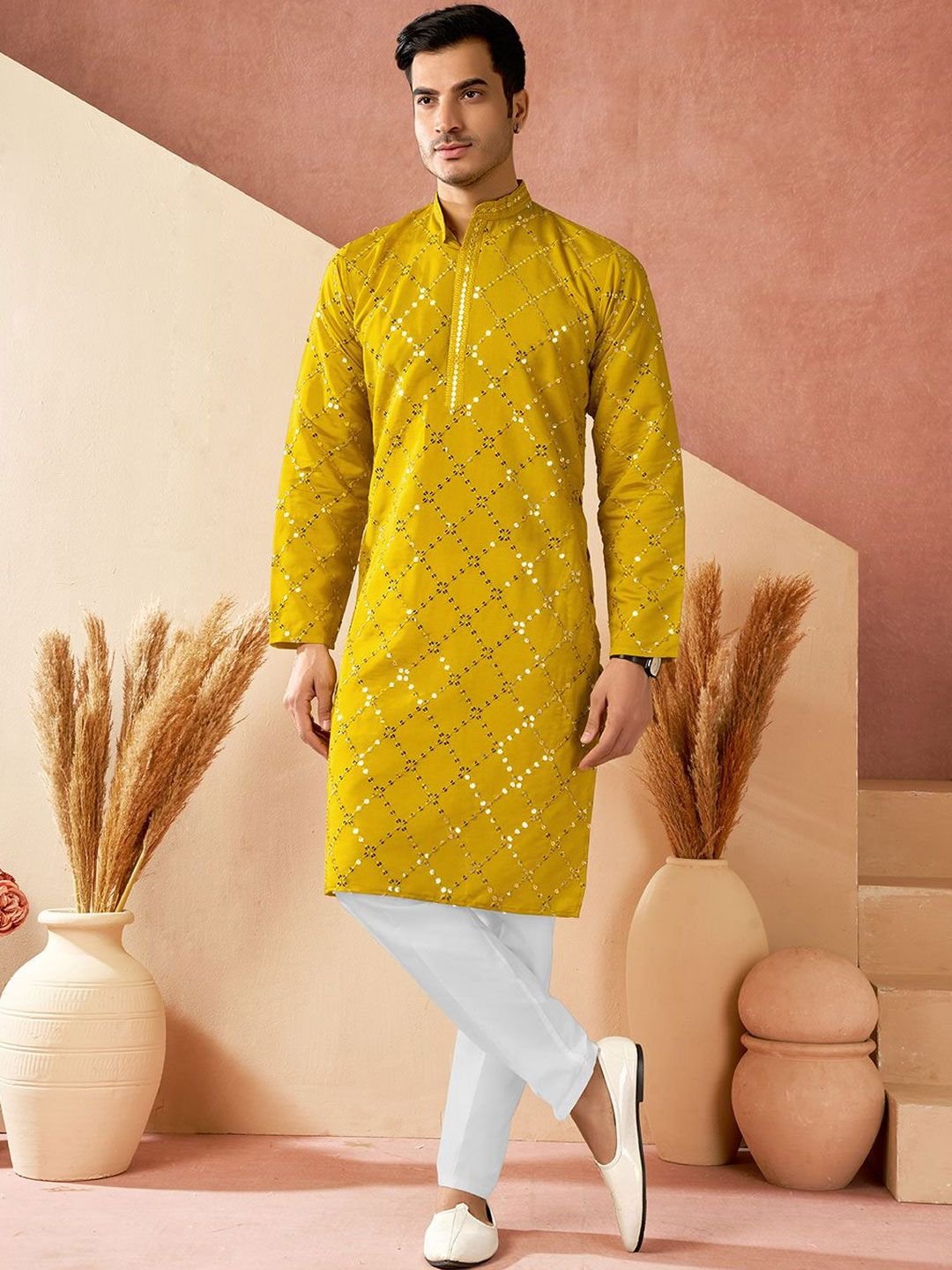 House of Pataudi Embroidered Cotton Mandarin Collar Knee Length Straight Kurta