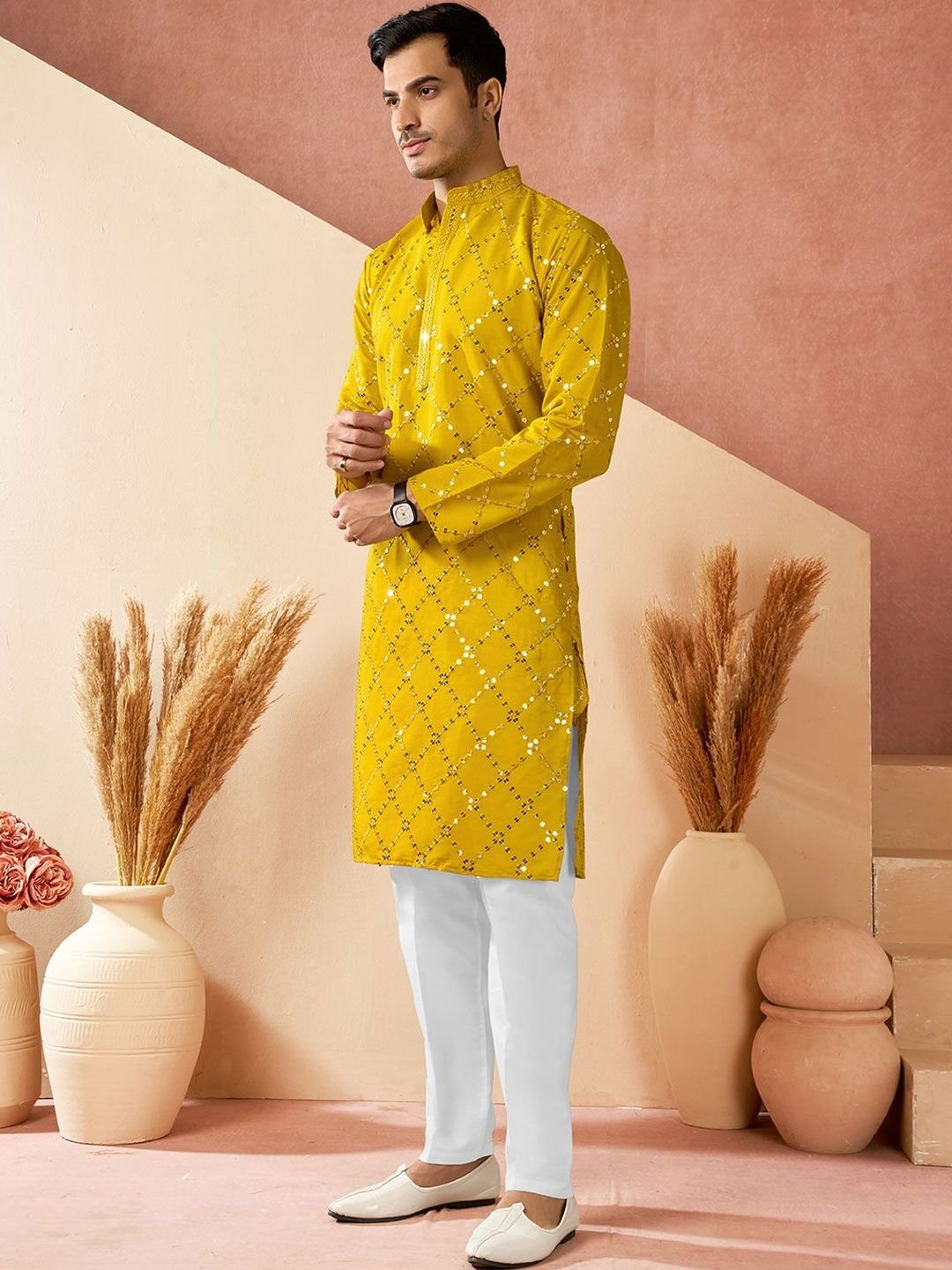 House of Pataudi Embroidered Cotton Mandarin Collar Knee Length Straight Kurta - Image 3