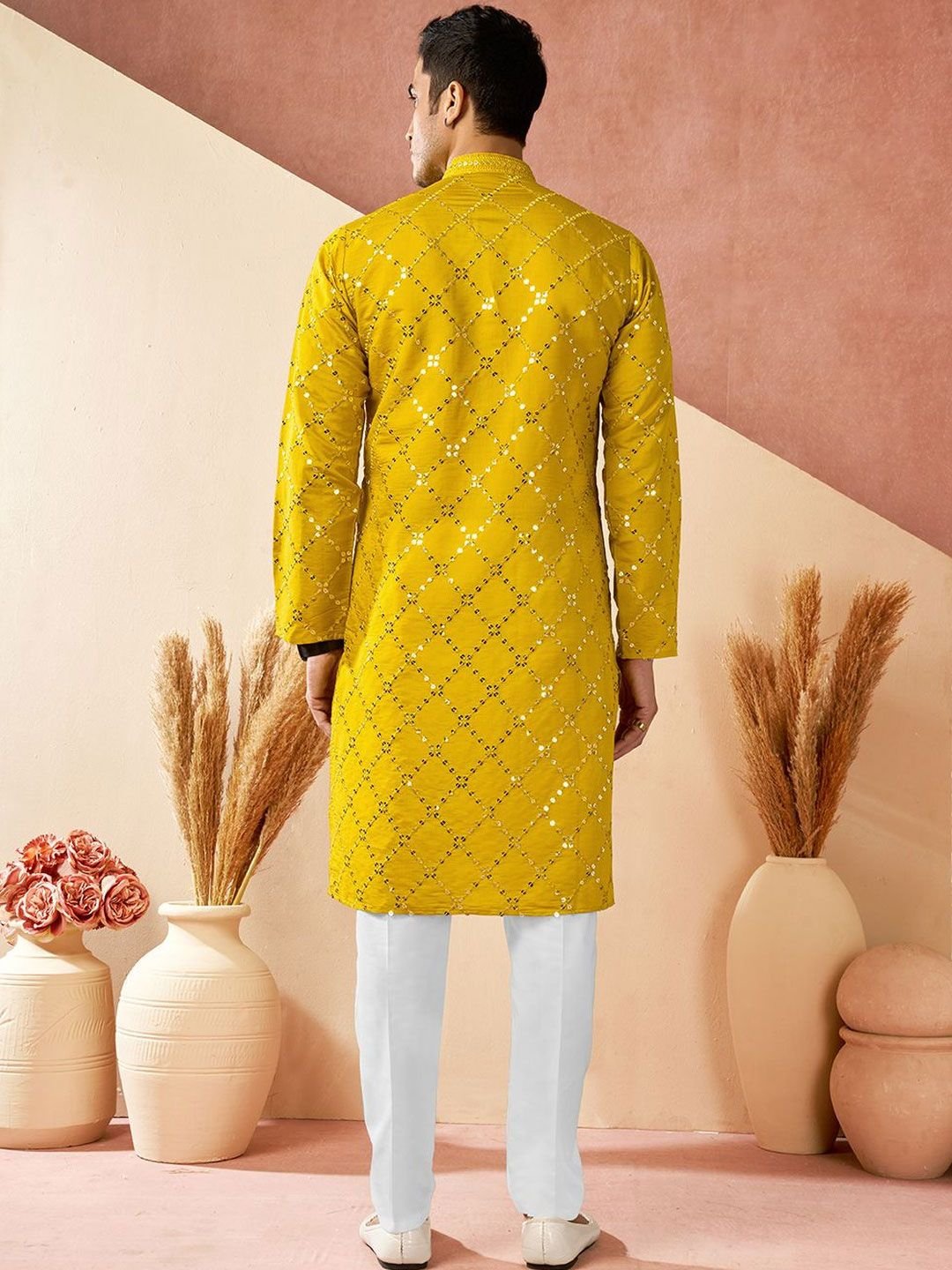House of Pataudi Embroidered Cotton Mandarin Collar Knee Length Straight Kurta - Image 4