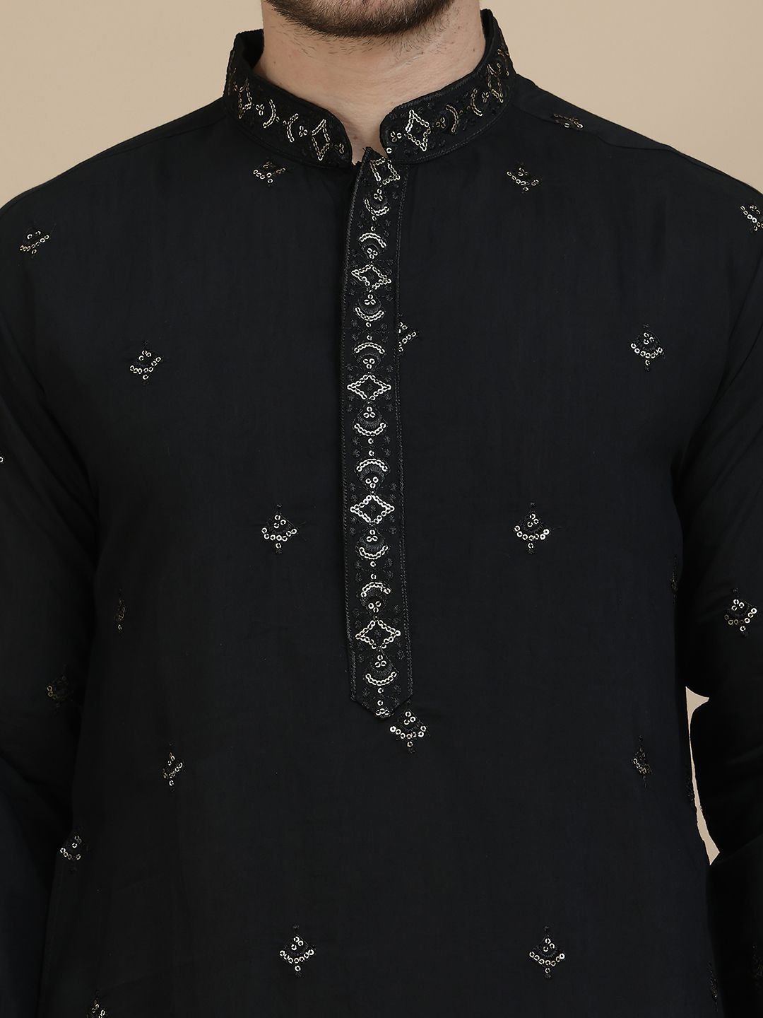 Jompers Men Floral Embroidered Chikankari Kurta With Dupatta - Image 2