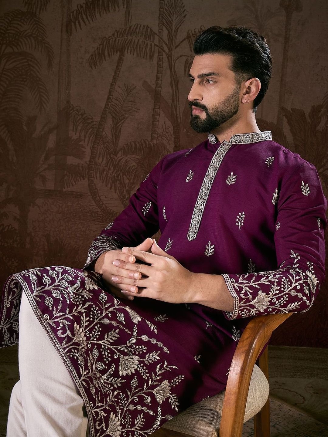 House of Pataudi Embroidered Mandarin Collar Calf Length Straight Kurtas - Image 4