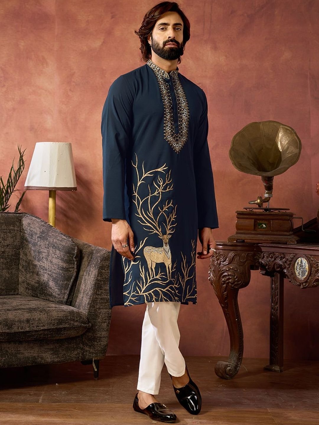 House of Pataudi Embroidered Cotton Mandarin Collar Knee Length Straight Kurta