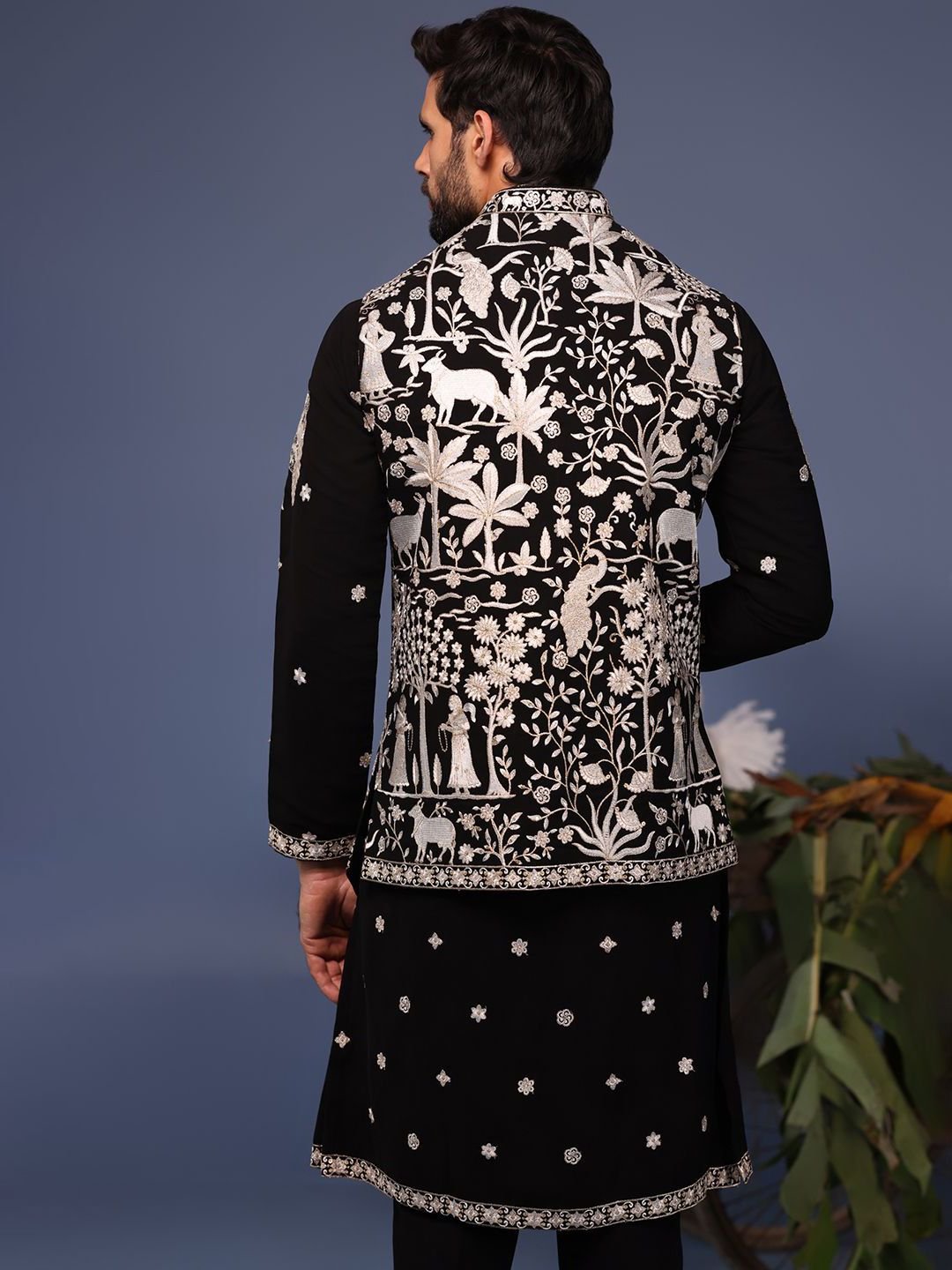 KALPRAAG Men Floral Embroidered Regular Sequinned Kurta with Trousers & With Dupatta - Image 4