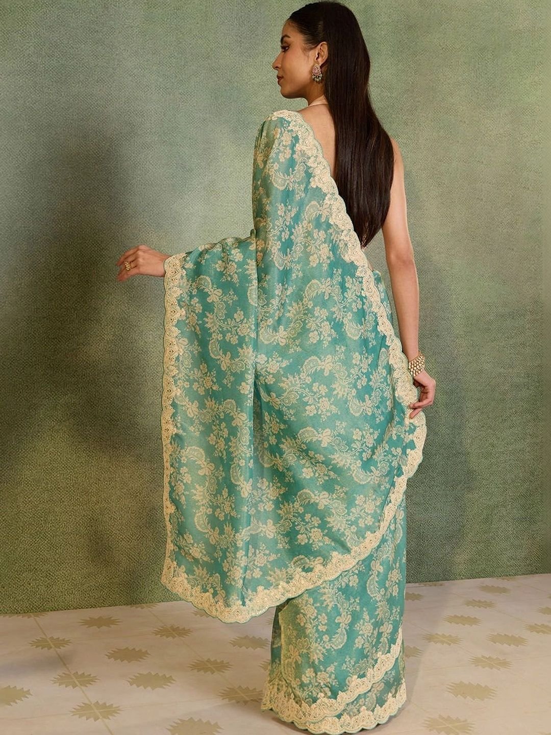 Floral Embroidered Saree - Image 4