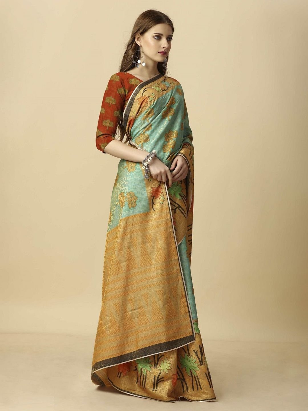 Ethnic Motifs Zari  Saree - Image 2